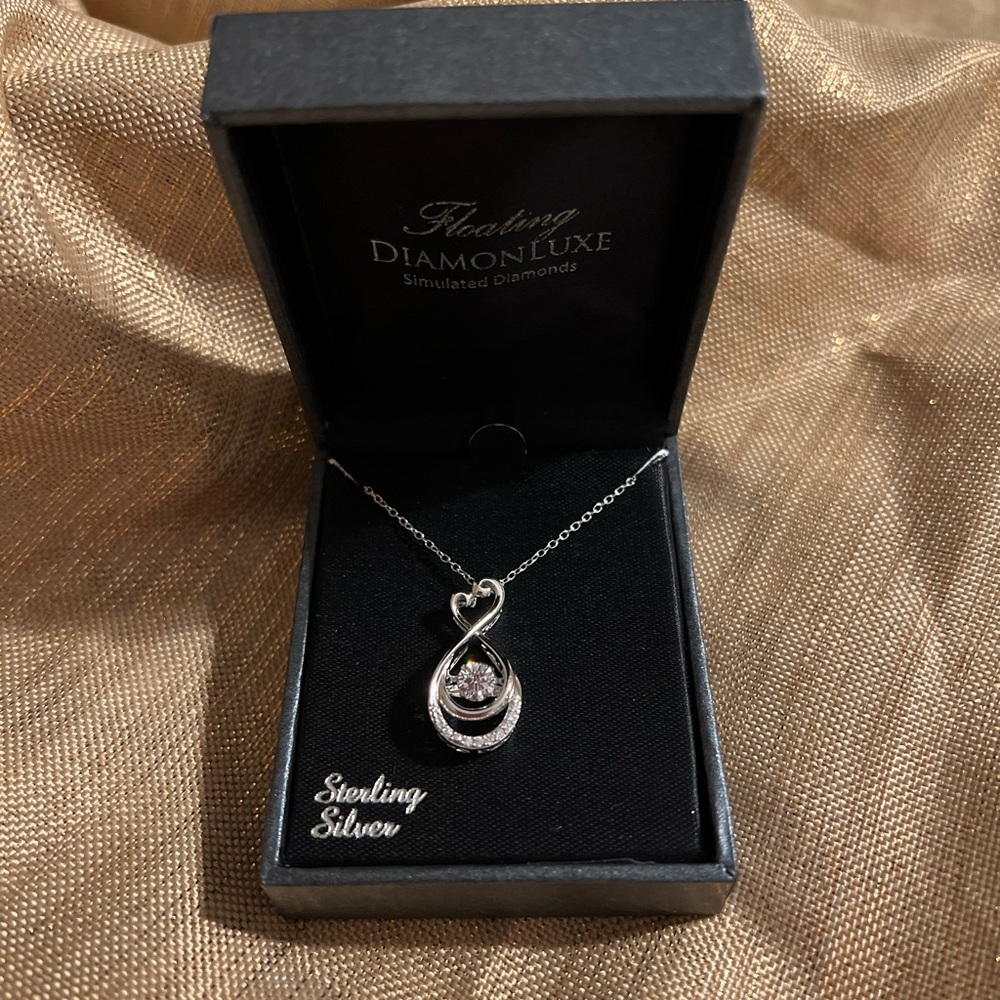 💕💕Sterling Silver Heart Pendant